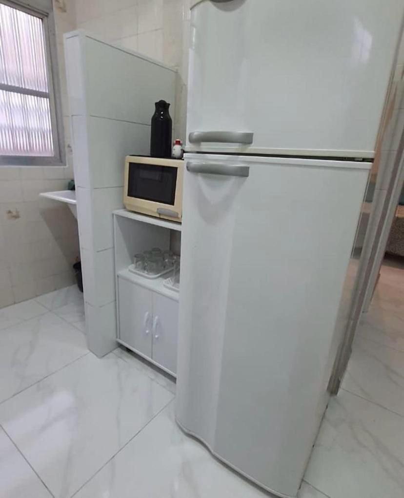 113 Canto Do Forte - 1Dorm - 200 M Da Praia E 20M Dos Bares E Restaurantes - Estacionamento Gratuito E Wi Fi , Tv A Cabo Praia Grande  Buitenkant foto